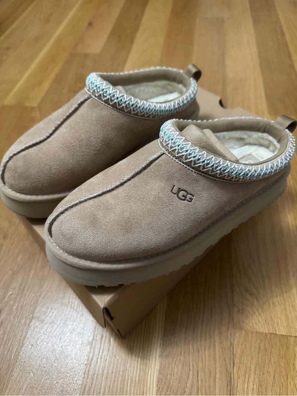 UGG Kids Cozy Slip-On Clog in Chestnut Tan